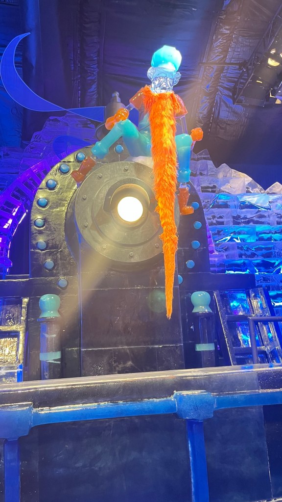 Ice sculptures at ICE! at Gaylord Rockies